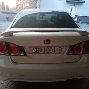 Civic sedan 8 generacije