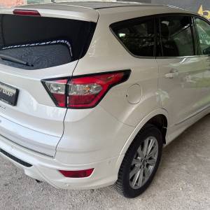 Ford Kuga 1,5 automatikVIGNALE/PREMIUM OPREMAVELIKI SERVIS