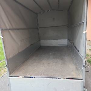 Humbaur Auto prikolica