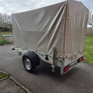 Humbaur Auto prikolica