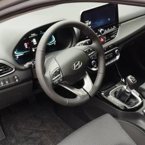 Hyundai i30CW, nov, 12/25, 900 km.