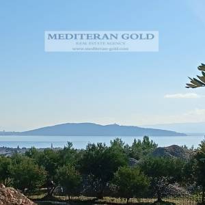 Kaštel Novi, Trosoban stan, novogradnja, sa vrtom