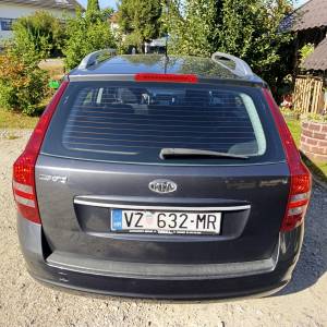 Kia ceed sw 1.4 80kw benzin 2009