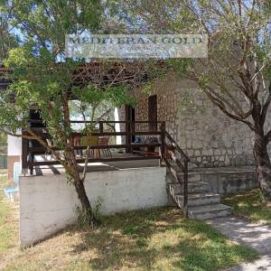 Labin, na mirnoj i atraktivnoj lokaciji,kuća s bazenom, useljivo odmah