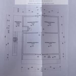 Labin, na mirnoj i atraktivnoj lokaciji,kuća s bazenom, useljivo odmah
