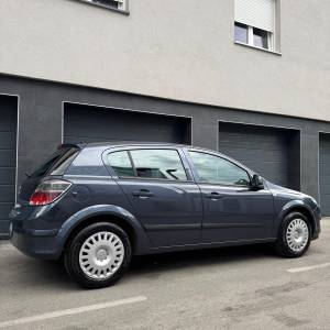 OPEL ASTRA //171tkm//prvi vlasnik//HR auto//klima//odličan//