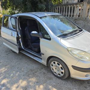 Peugeot 1007