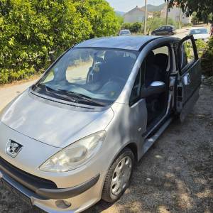 Peugeot 1007