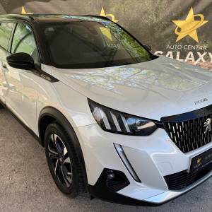 Peugeot 2008 1,5 BlueHDI automatikGT-LINEPERLA BIJELA12MJ.GARANCIJA
