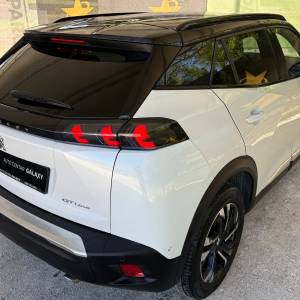 Peugeot 2008 1,5 BlueHDI automatikGT-LINEPERLA BIJELA12MJ.GARANCIJA