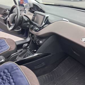 Peugeot 2008 DIZEL REG.16.08.2027.