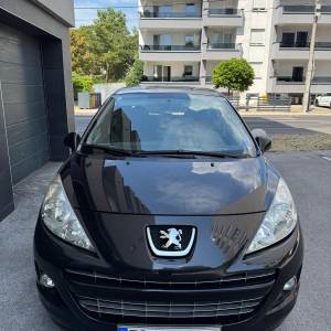 PEUGEOT 207 1.4HDI //174tkm//prvi vlasnik//klima//odličan//