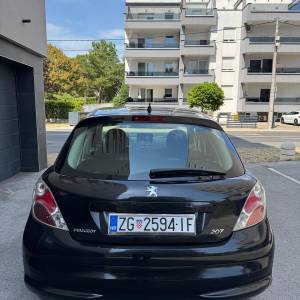 PEUGEOT 207 1.4HDI //174tkm//prvi vlasnik//klima//odličan//