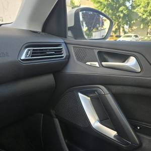 Peugeot 308 1.6 BlueHDi 120 KS – Allure, 2016. godište