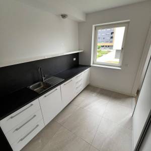 POSLOVNI PROSTOR 149 m² – DARWINOVA 4A, ZAGREB | RECEPCIJA | 4 GARAŽNA