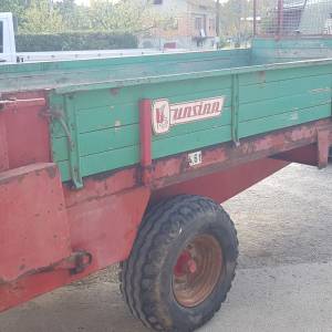 Prikolica za gnoj UNSINN 5.6 t