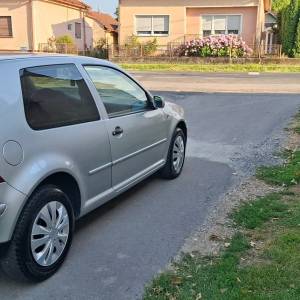 prodaje se ili mjenja za motor