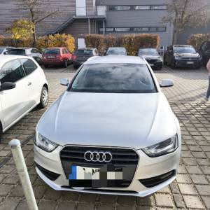 Prodajem audi a4