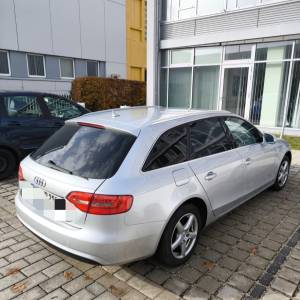 Prodajem audi a4