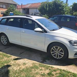 Prodajem Golf 7 Variant 2018g,automatik