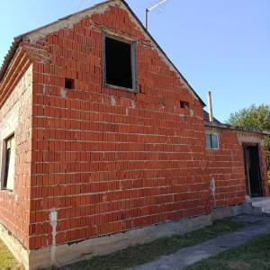 Prodajem kuću