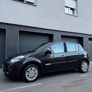 RENAULT CLIO //169tkm//prvi vlasnik//HR auto//klima//