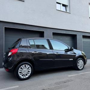 RENAULT CLIO //169tkm//prvi vlasnik//HR auto//klima//