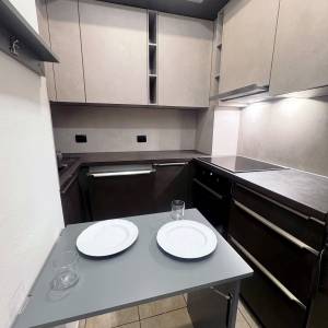 RIJEKA,PRODAJE SE 2-SOBAN STAN u  CENTRU/SUŠAK