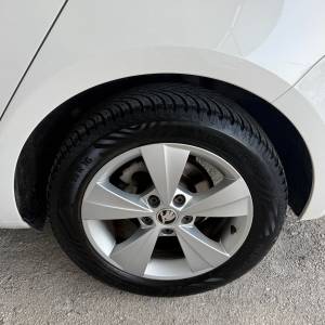 Škoda Octavia 1,6 TDI XENONKEYLESS GOGRIJANJE SJEDALAJAMSTVO 12