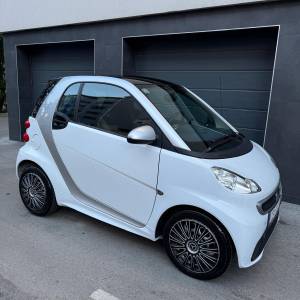 SMART FORTWO //139tkm//prvi vlasnik//klima//odličan//