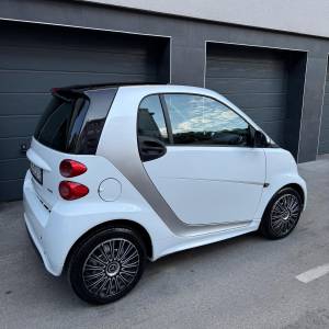 SMART FORTWO //139tkm//prvi vlasnik//klima//odličan//