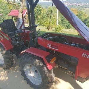 TRAKTOR TT 826