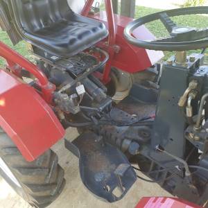 TRAKTOR TT 826