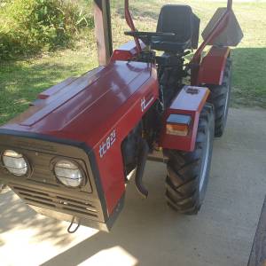TRAKTOR TT 826