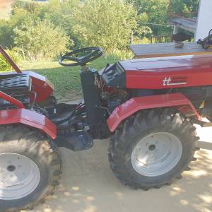 TRAKTOR TT 826