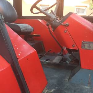 TRAKTOR ZETOR 5011 84 G