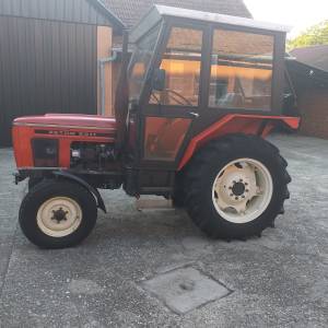 TRAKTOR ZETOR 5011 84 G