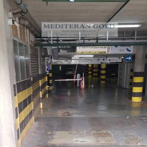 Trosoban stan, Split, sa dva garažna mjesta u cijeni