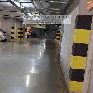 Trosoban stan, Split, sa dva garažna mjesta u cijeni