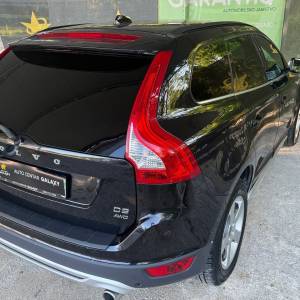 Volvo XC60 AWD D3 automatikUREDAN