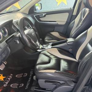 Volvo XC60 AWD D3 automatikUREDAN