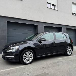 VW GOLF 7.5 1.6TDI //144tkm//prvi vlasnik//navigacija//odličan//