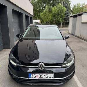 VW GOLF 7.5 1.6TDI //144tkm//prvi vlasnik//navigacija//odličan//