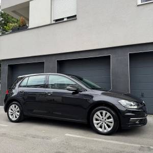 VW GOLF 7.5 1.6TDI //144tkm//prvi vlasnik//navigacija//odličan//
