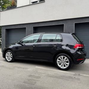 VW GOLF 7.5 1.6TDI //144tkm//prvi vlasnik//navigacija//odličan//