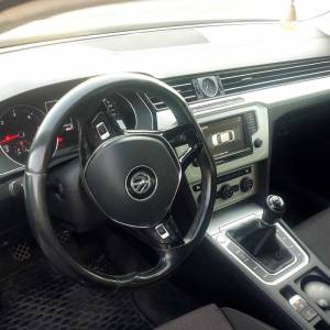 VW Passat 1.6 TDI -- 2016, kuka, 184 000 km, drugi vlasnik