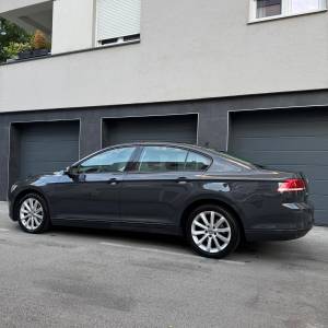 VW PASSAT 2.0TDI /167tkm/prvi vlasnik/servisna knjiga+računi/odličan/