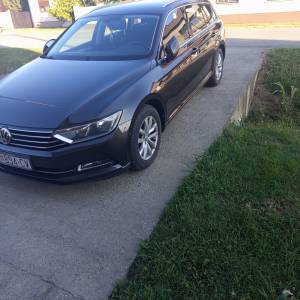 VW Passat Variant 1.6 TDI DSG VELIKI SERVIS REG 1 god