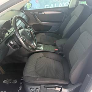 VW Passat Variant 2,0 TDI automatik130 KWVELIKI SERVIS
