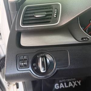 VW Passat Variant 2,0 TDI automatik130 KWVELIKI SERVIS
